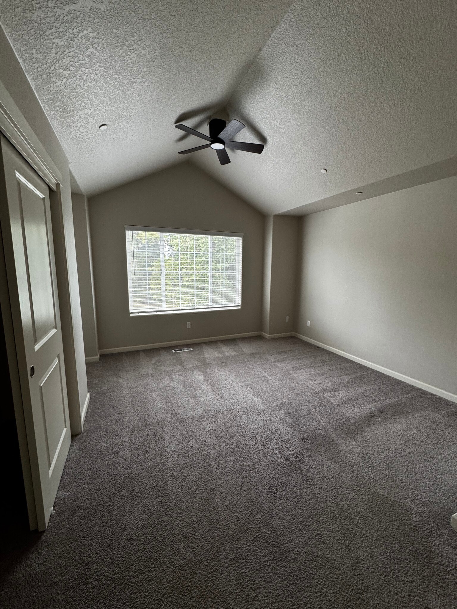 Building Photo - 14182 SW Gold Coast Ter