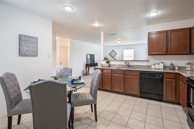 Building Photo - 1505 Lone Pine Dr