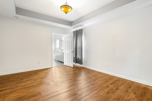 Building Photo - 4208 Longfellow Dr