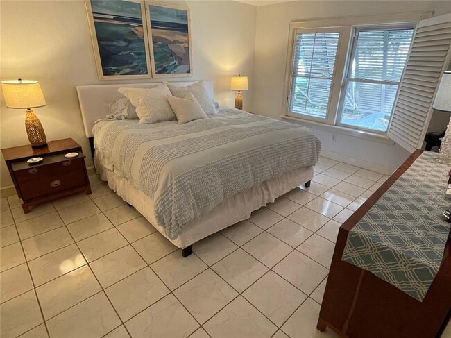 Building Photo - 6039 E Peppertree Way