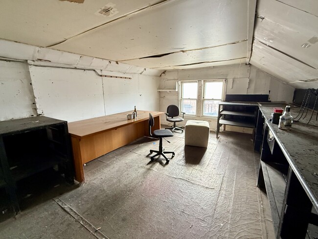 Building Photo - 943 W Galena Blvd