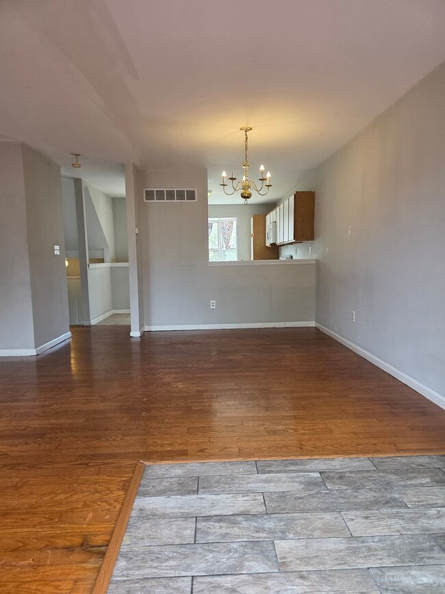 Building Photo - Townhouse in Newark/Bear Area