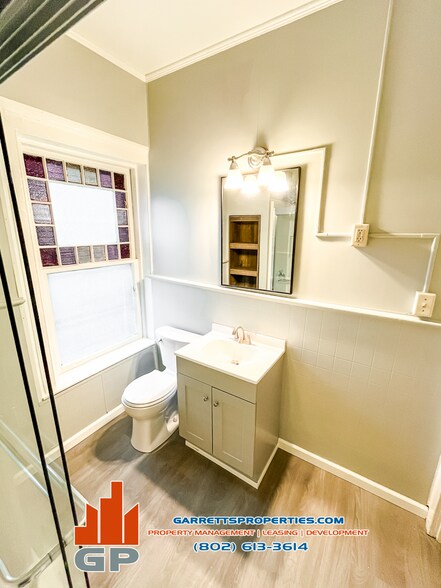 Building Photo - 40 1st St