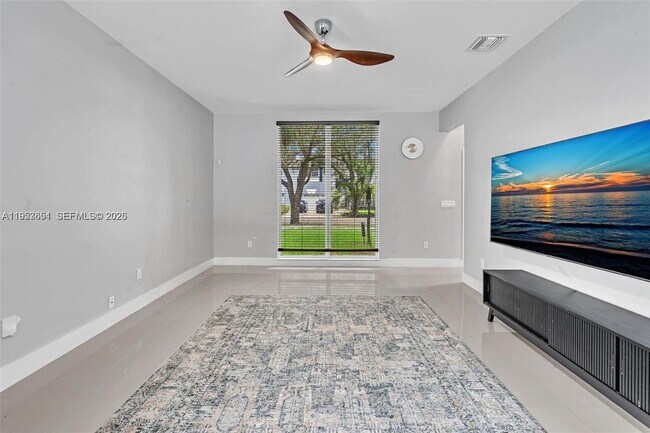 Building Photo - 10301 Panama St