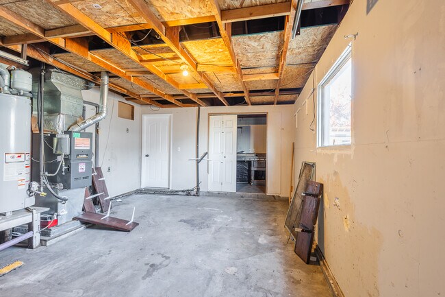 Building Photo - 1609 N Plateau Ave