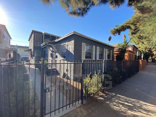 Building Photo - 4080-4084 Leimert Blvd