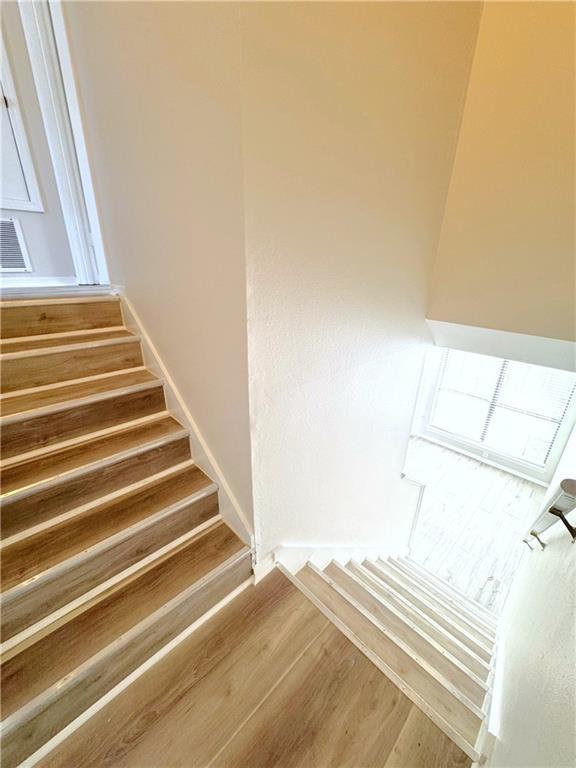 Building Photo - 5900 Grelot Rd