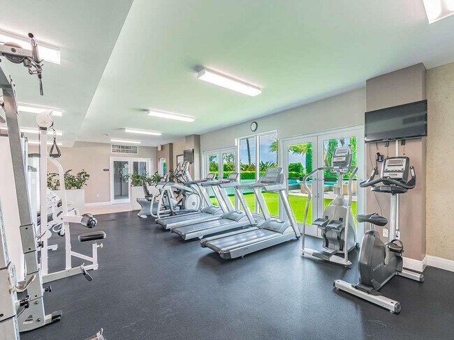 Building Photo - 3000 Coral Wy