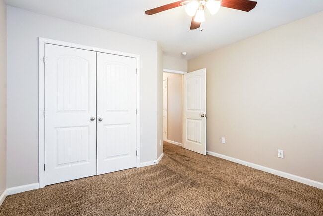 Building Photo - 35 Wensley Ct