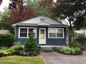 Building Photo - 309 Elizabeth Ave