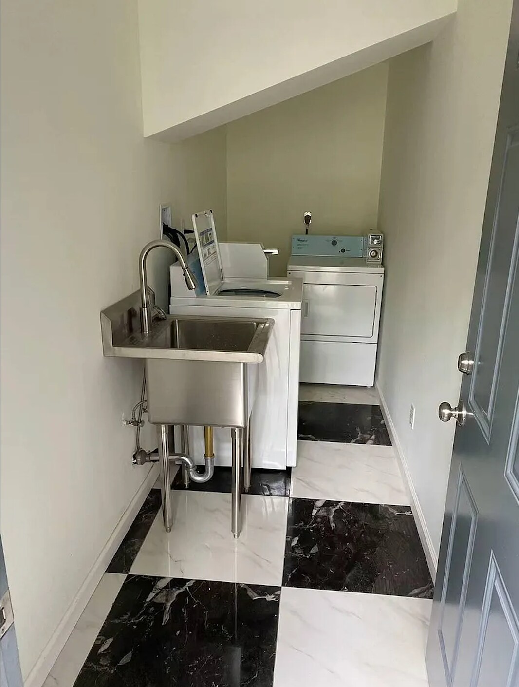 Building Photo - 24455 61st Ave