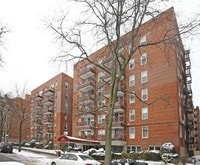 Building Photo - 820 Ocean Parkway