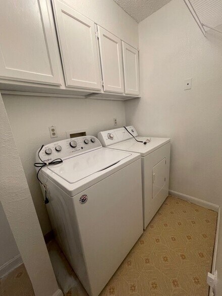 Building Photo - 1406 Santa Margarita St