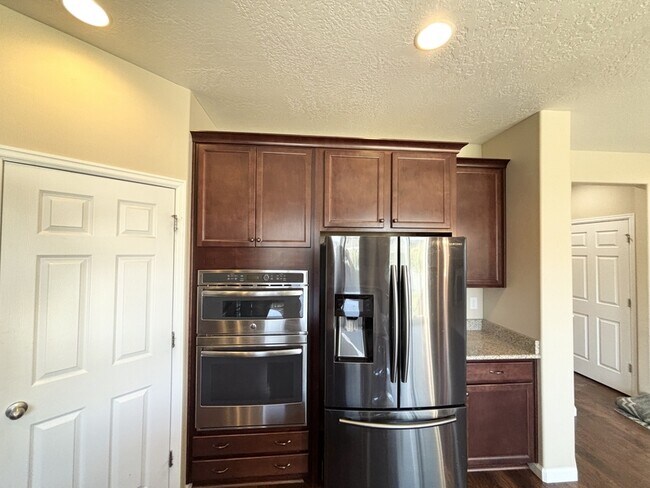 Building Photo - 3859 W Young Lucerne Cir