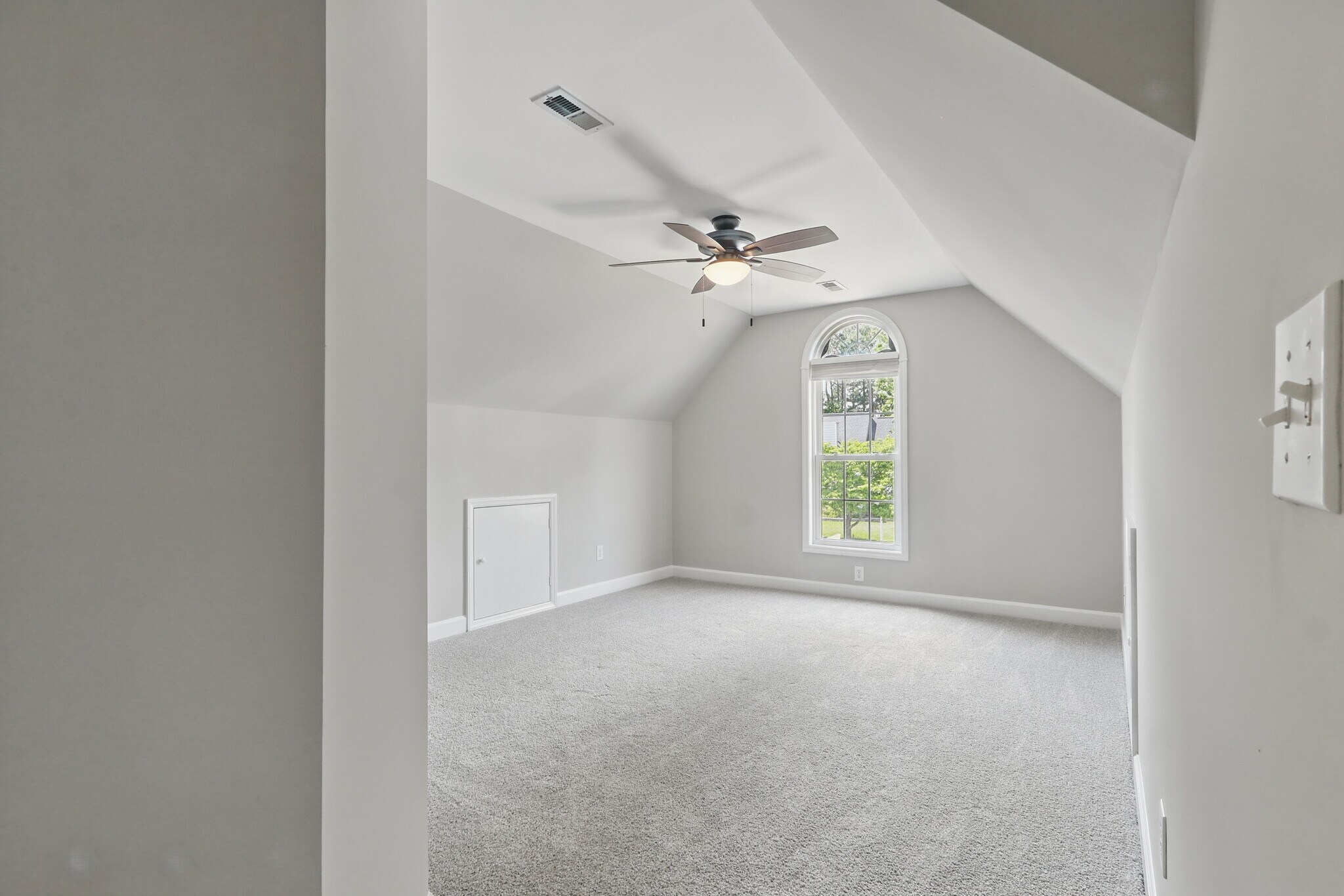 Building Photo - 4418 Gallatree Ln