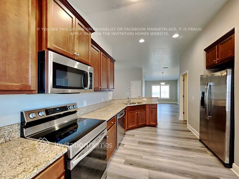 Building Photo - 9972 Spring Gulch Ln