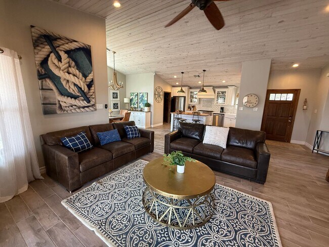 Building Photo - Beautiful Desert Ridge Pool Home available NOW! Furnished & Unfurnished Options