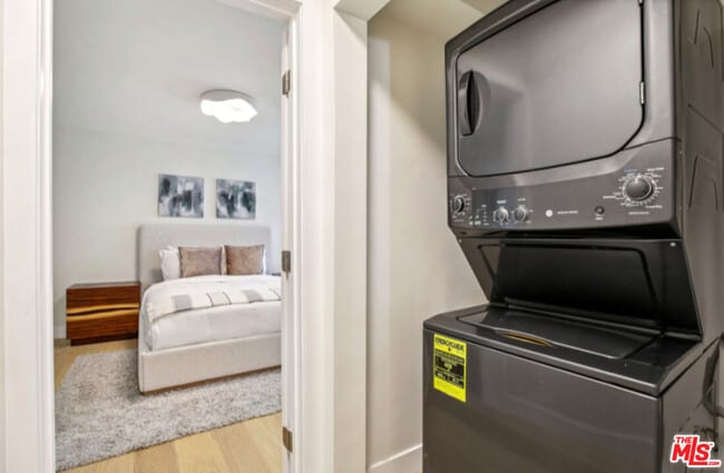 Building Photo - 1820 Fairburn Ave