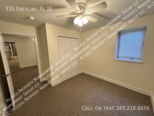Building Photo - 335 Freyling Pl SE