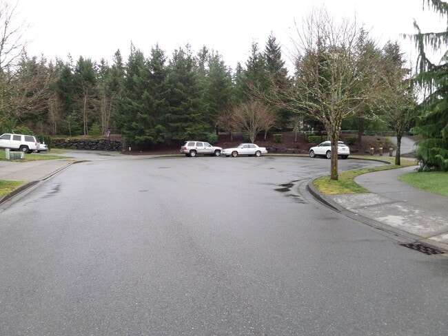 Building Photo - Super-Cute 2-Bedroom Townhome in Great Map...