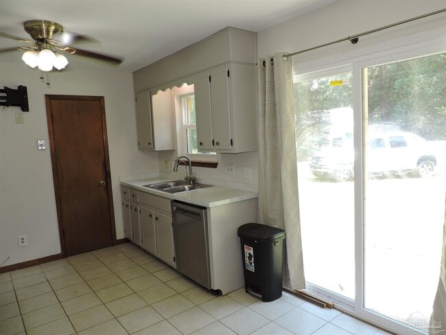 Building Photo - 4200 W Avenida De Golf