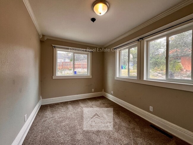 Building Photo - 3306 1/2 W Platte Ave