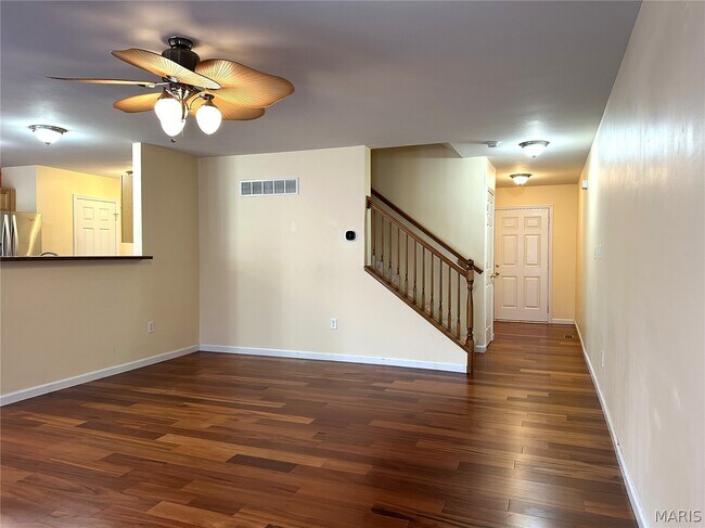 Building Photo - 207 Shady Rock Ln