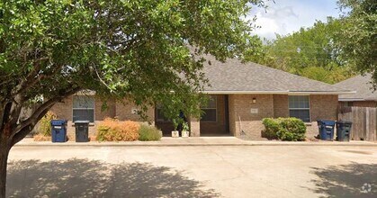 Building Photo - 3714 Oldenburg Ln