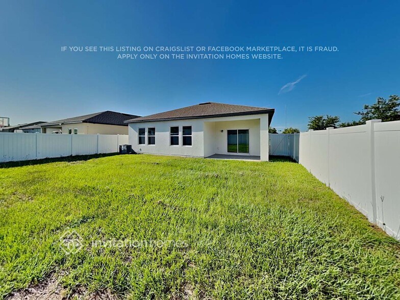 Building Photo - 5801 Bovine Dr