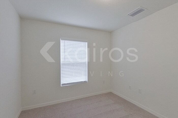 Building Photo - 12378 Paramount Dr S