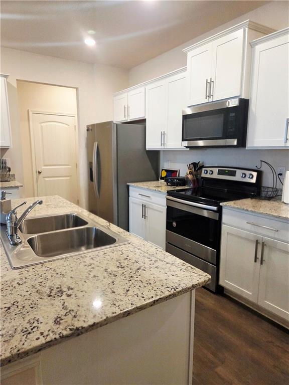 Building Photo - 5192 Barberry Ave