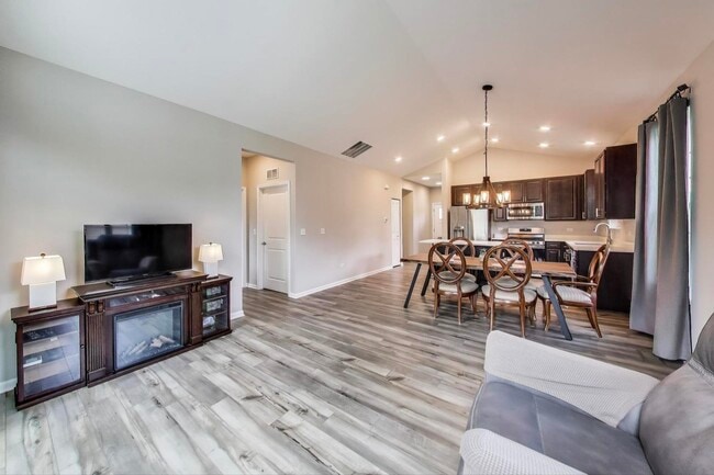 Building Photo - 1101 Black Cherry Dr
