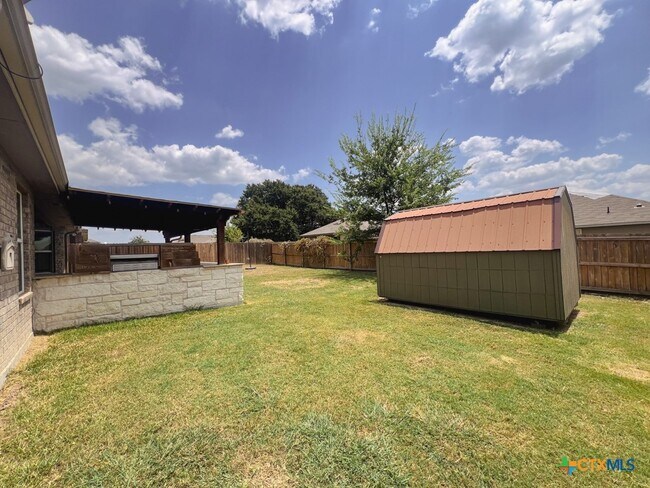 Building Photo - 700 Cosper Creek Dr
