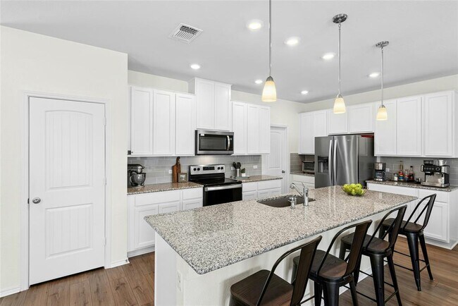 Building Photo - 1124 Aronia Ln