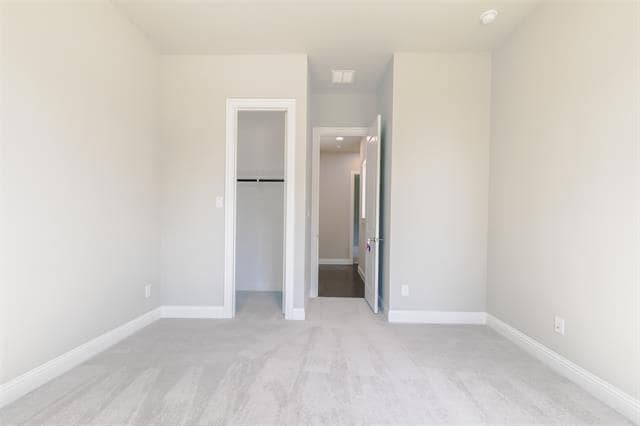 Building Photo - 8528 Pine Valley Dr