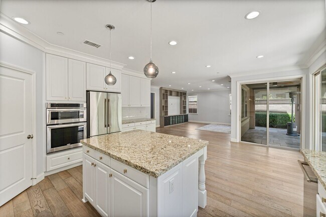 Building Photo - 59 Parkdale