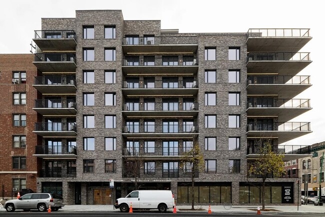 Building Photo - 815-823 Flatbush Ave