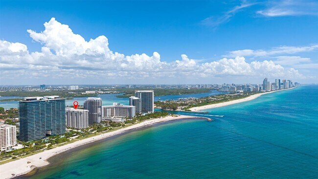 Building Photo - 10205 Collins Ave