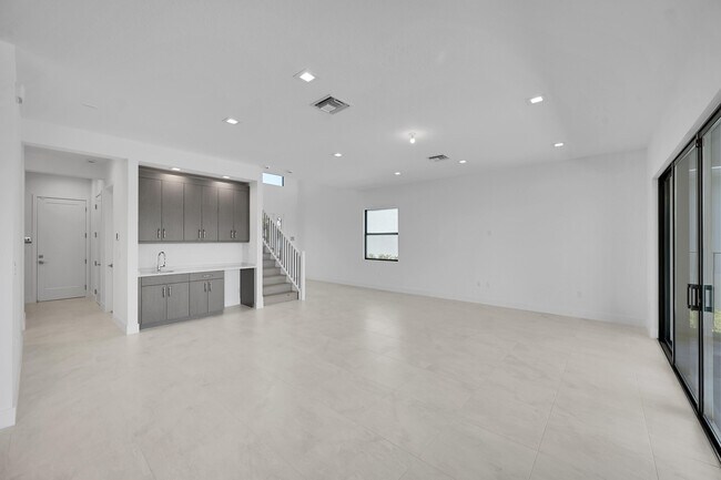 Building Photo - 13198 Feathering Wy