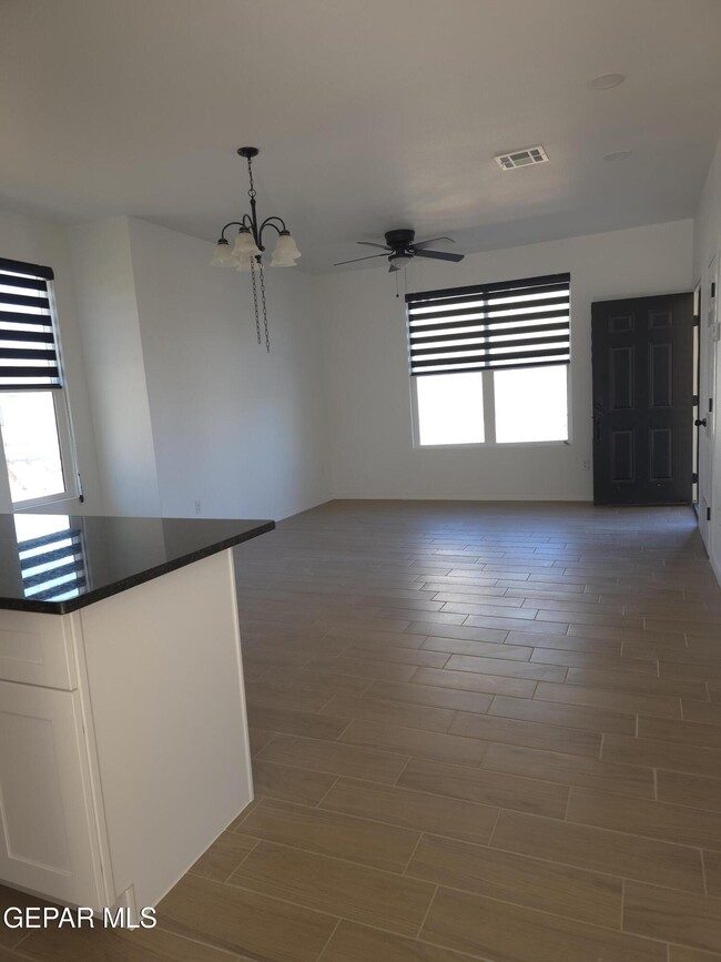 Building Photo - 12742 Acevedo Dr