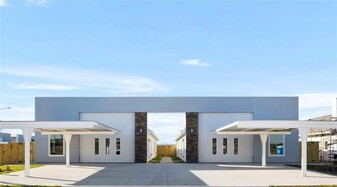 Building Photo - 5809 Ozark Ave