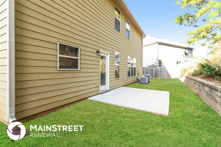 Building Photo - 194 Randy Way