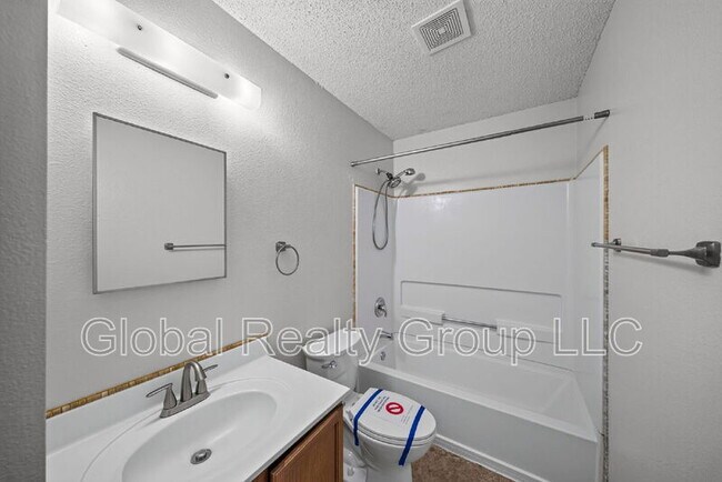 Building Photo - 7702 Fairton Pl