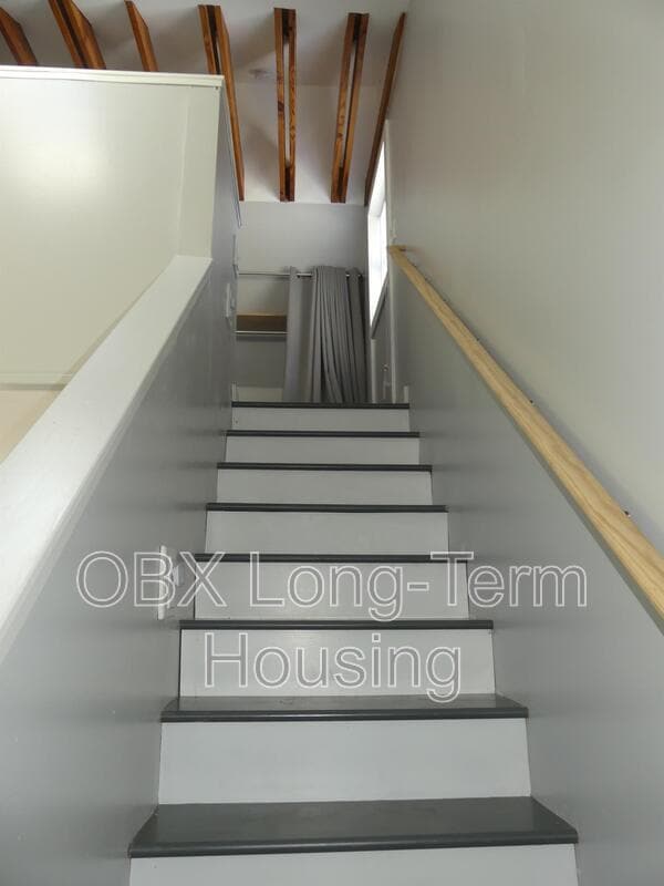 Building Photo - 111 Faris Dr