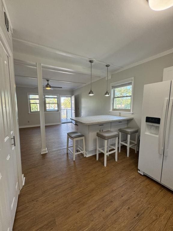 Building Photo - 303 3rd St