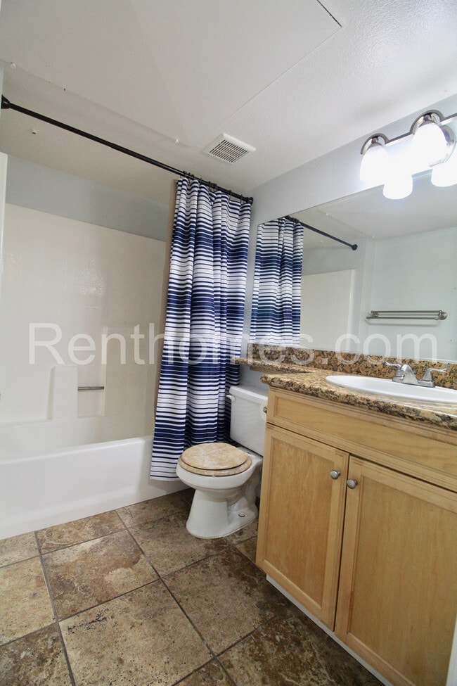 Building Photo - Rancho Bernardo,15377 Maturin Dr #196, Gra...