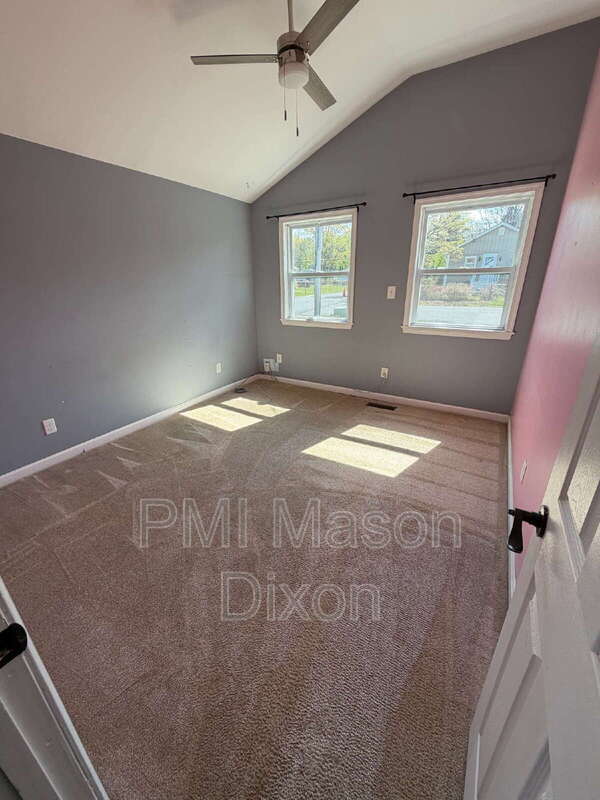 Building Photo - 7810 E Rd