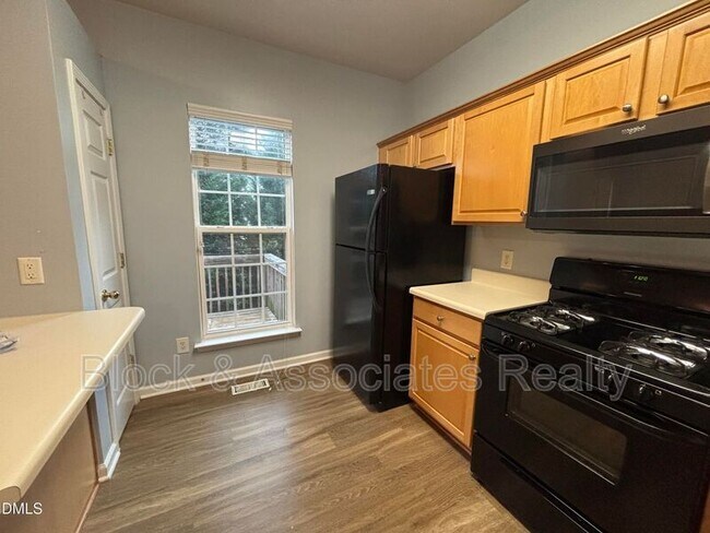 Building Photo - 7252 Corvette Ct