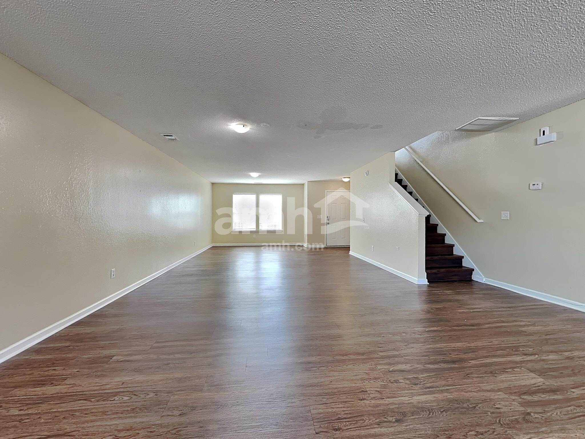 Building Photo - 509 Diamond Cut