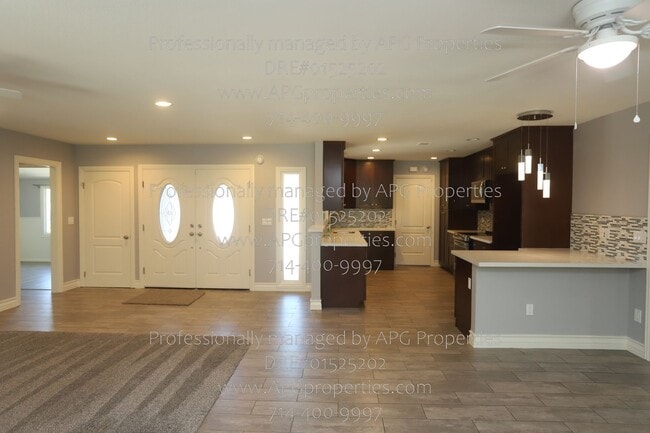 Building Photo - 1707 Evergreen Ave